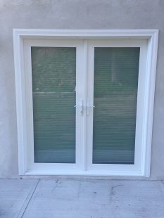 Retractable Screen Doors Lake Encino Drive, Encino