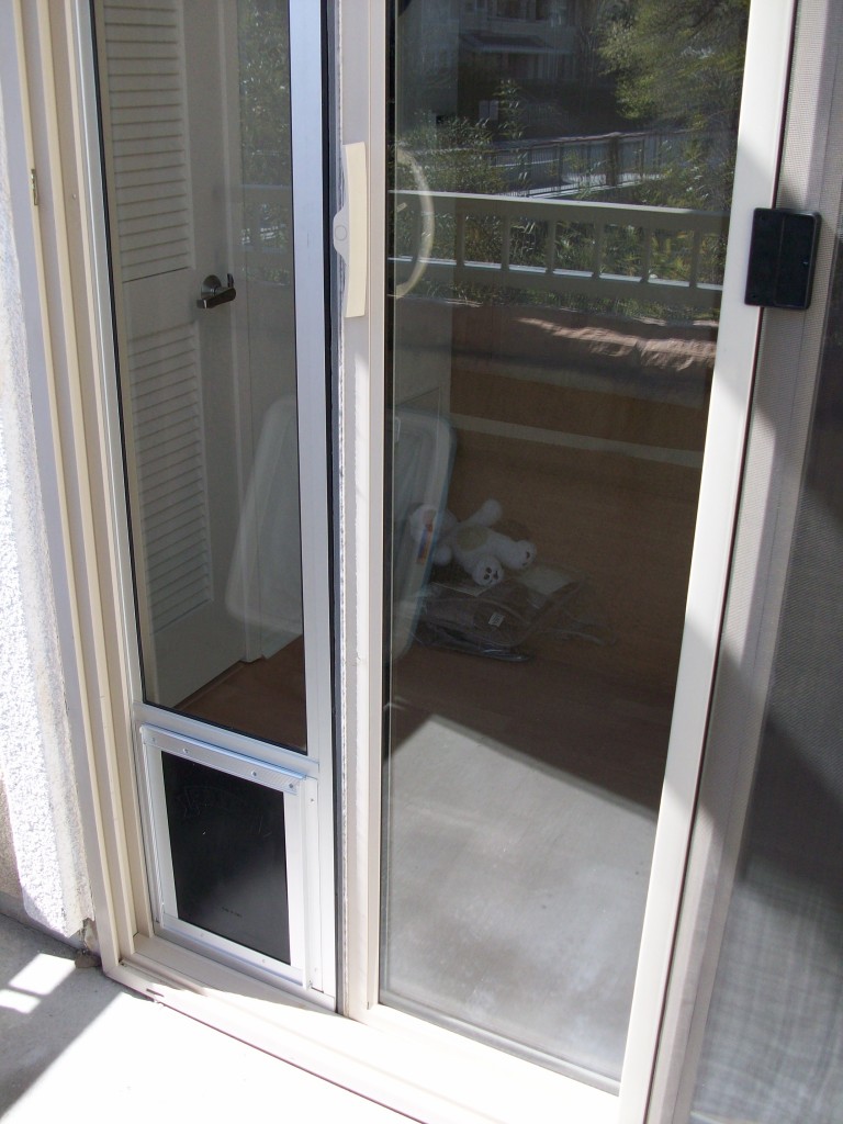 Pet Door panel for sliding screen door Retractable Doors