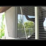 Removing a window screen